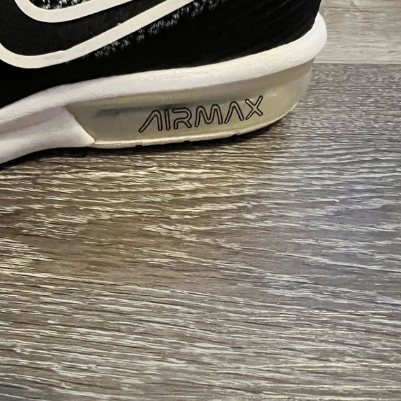 Womens Nike Airmax - Picture 3 of 10